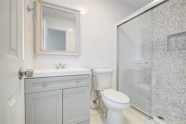 Building Photo - 4427 Waterfall Way