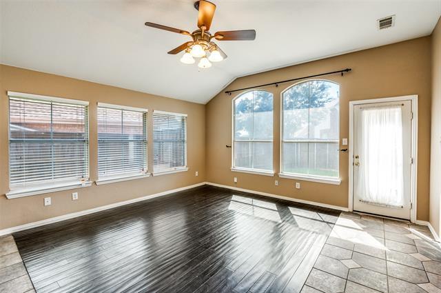 Building Photo - 3741 Cottonwood Springs Dr