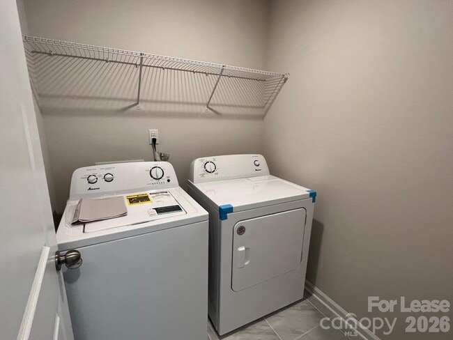 Building Photo - 202 Tackle Box Dr