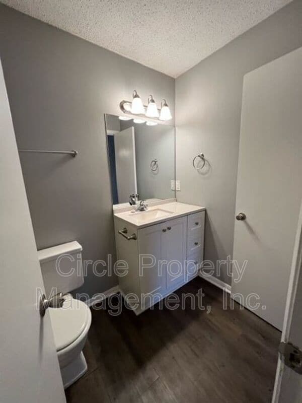 Building Photo - 4017 Hunters Ridge Dr SW