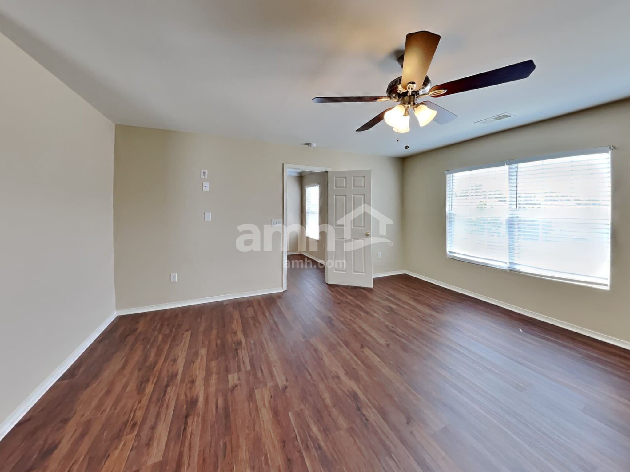 Building Photo - 1727 Rustic Arch Way