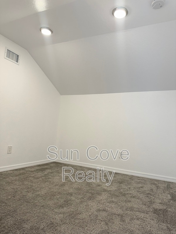 Building Photo - 13854 77th Ave