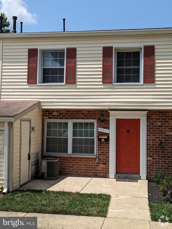 Building Photo - 9225 Bridle Path Ln