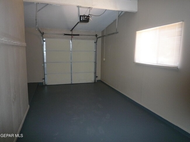 Building Photo - 11128 Wharf Cove Dr