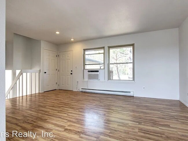 Building Photo - 41024 Madrid Dr