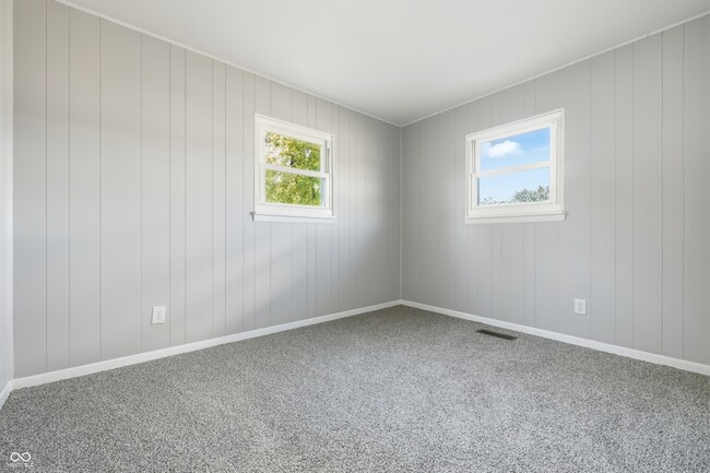 Building Photo - 2908 S Walcott St