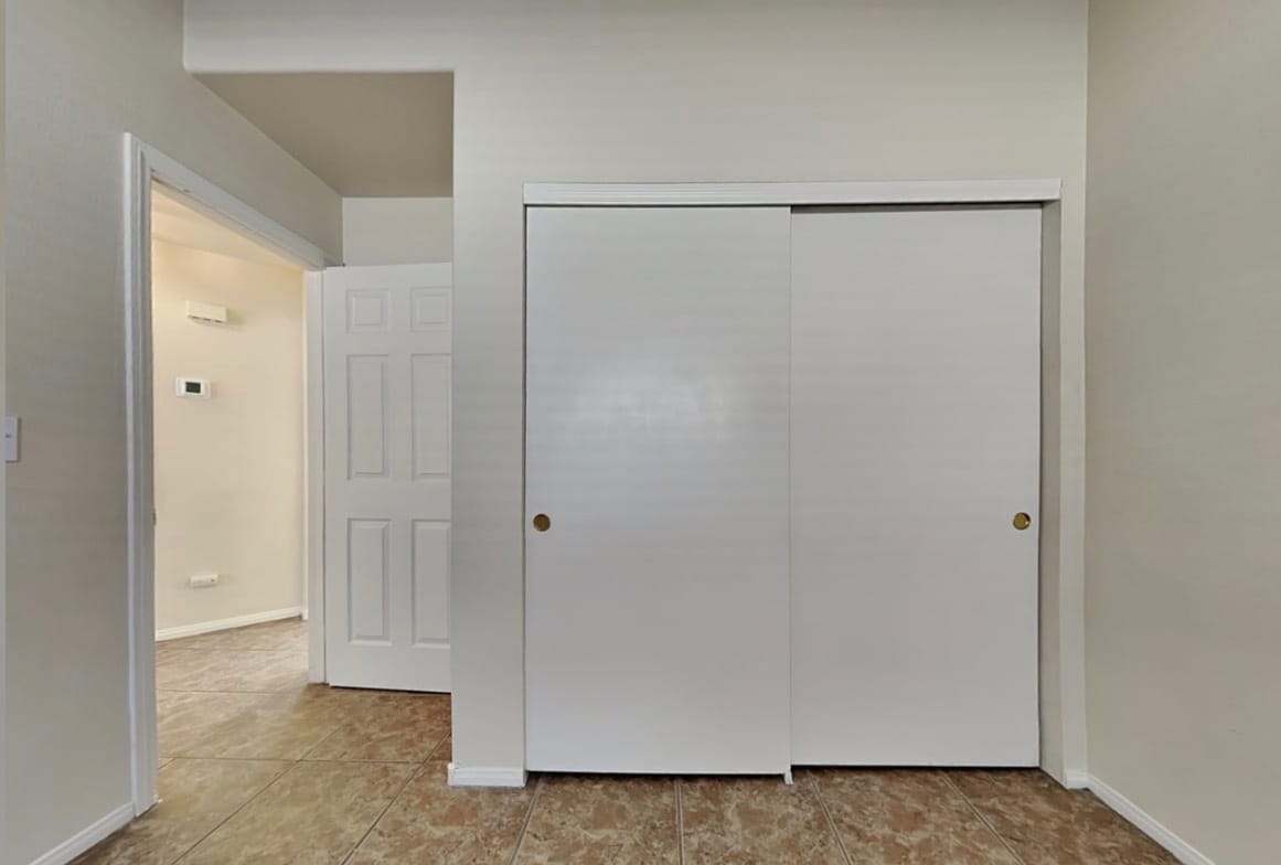 Building Photo - 4521 Possum Berry Ln