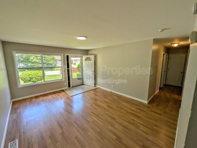Building Photo - 12336 Santa Maria Dr