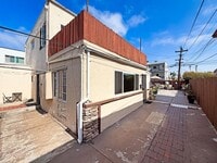 Building Photo - SD: 3BD/1.5BA Apartment in Normal Heights with Reserved Parking
