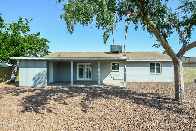 Building Photo - 3543 W Lupine Ave