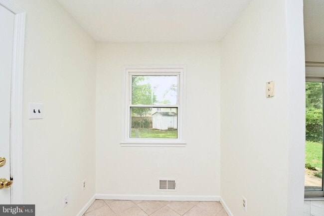 Building Photo - 13703 Pennsboro Dr