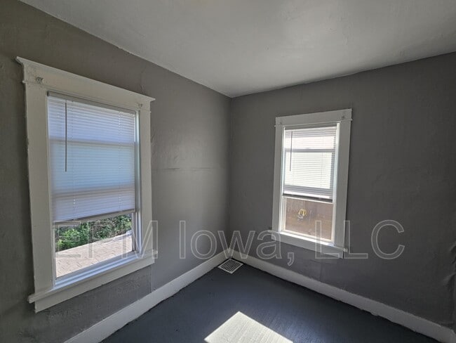 Building Photo - 1703 Lafayette St