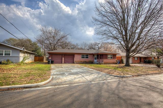 Building Photo - 405 Vine St