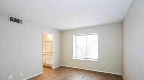 Building Photo - 8364 Valley 950th Dr