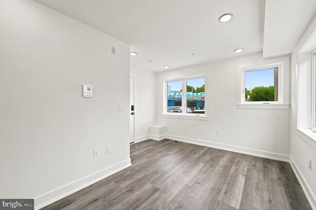 Building Photo - 1514 S 22nd St