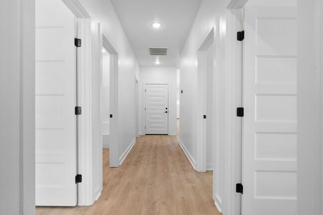 Building Photo - Abbington @ Chaffee Crossing ~ 3 Bedroom D...