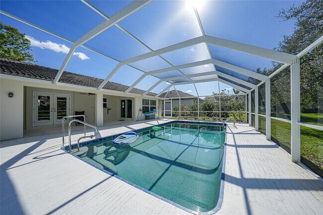 Building Photo - 2925 Magdalina Dr
