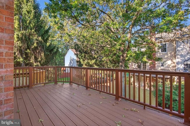 Building Photo - 4257 Sleepy Lake Dr