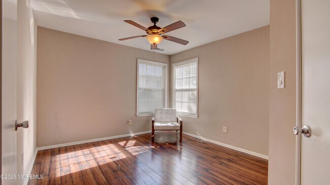 Building Photo - 227 Paddington Ct