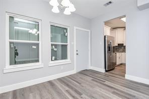 Building Photo - 8930 Easthaven Blvd