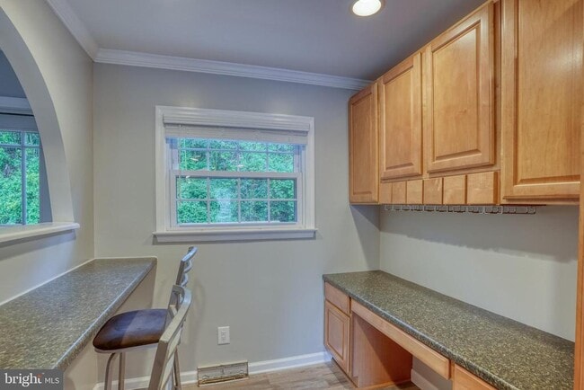 Building Photo - 124 Hilldale Ct