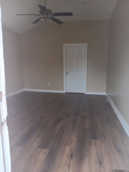 Building Photo - 2227 KENTUCKY