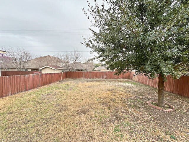 Building Photo - 9604 Dublin Green