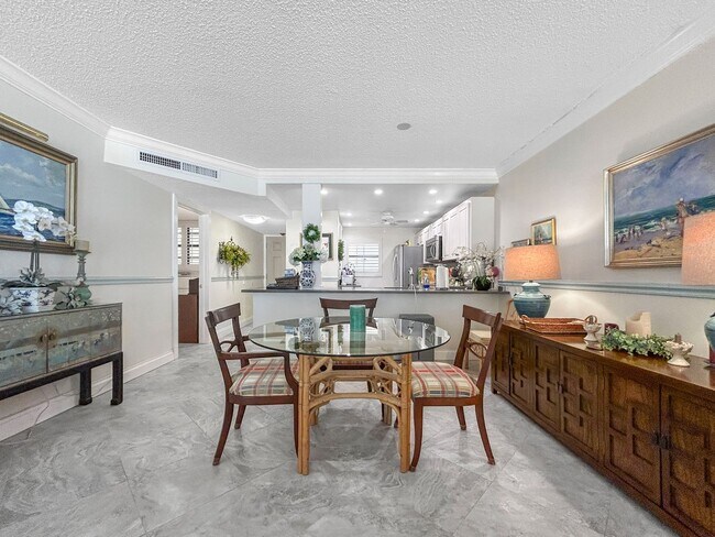 Building Photo - Luxurious Corner Unit with Stunning Floor-to-Ceiling Views!