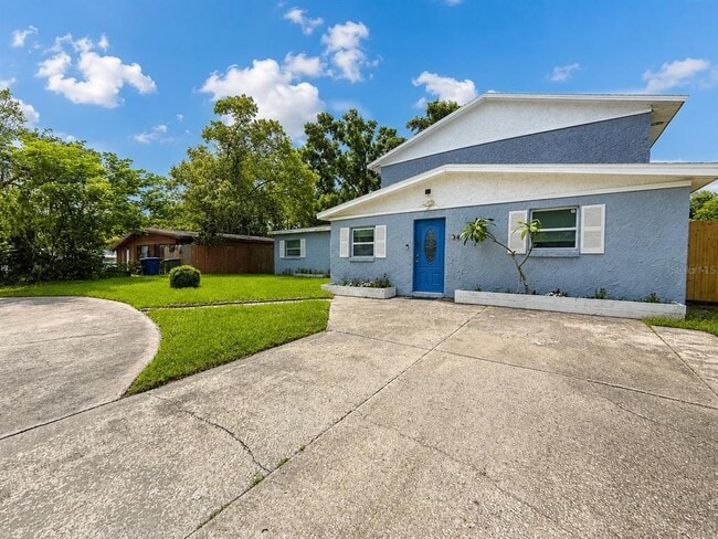 Building Photo - 3415 Grv St Cir