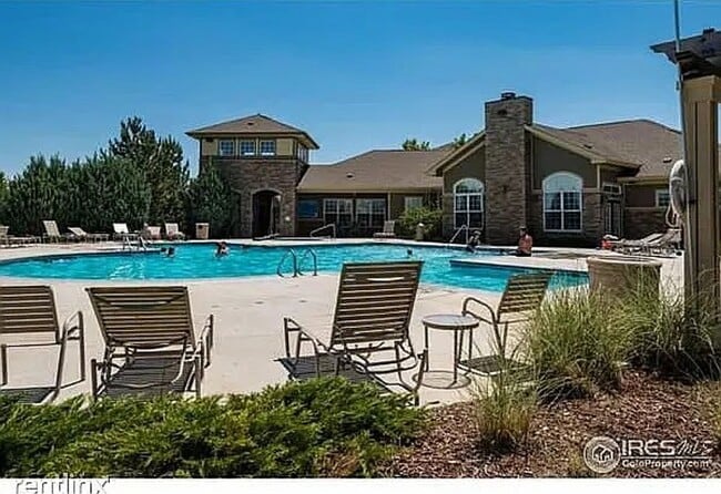 Building Photo - 3155 Blue Sky Cir