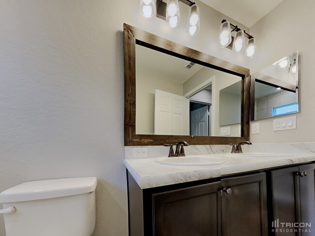 Building Photo - 3942 White Ibis Rd