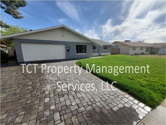 Building Photo - Beautifully updated home in the heart of T...
