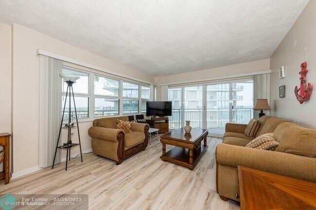Building Photo - 710 N Ocean Blvd