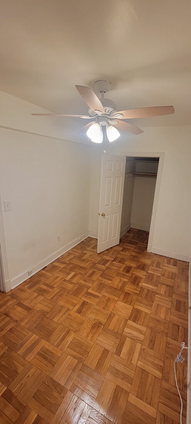 Bedroom - 5061 New Hampshire Ave NW