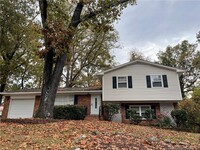 Building Photo - 6009 Poland Ct