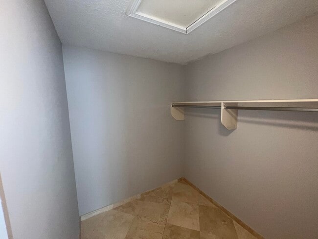 Building Photo - 20077 Palm Island Dr