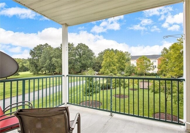 Building Photo - 701 Masters Row