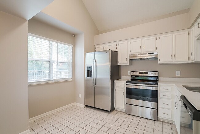 Building Photo - Spacious 3-Bedroom Home in Smyrna