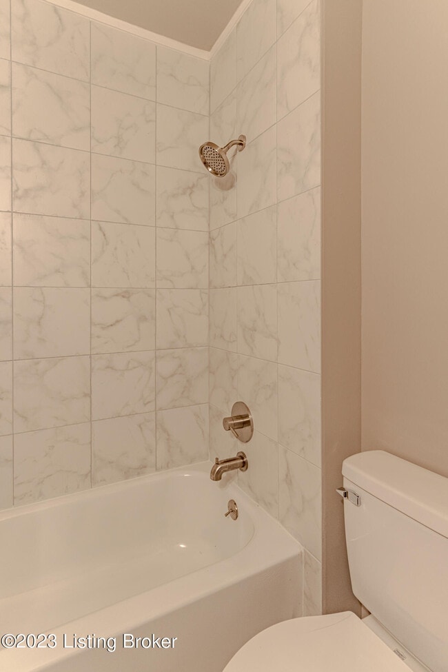 Building Photo - 1886 S Bardstown Rd