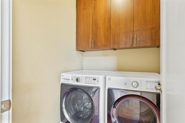 Building Photo - Beautiful 3-bdrm/2.5-bath in Beaumont-Wils...