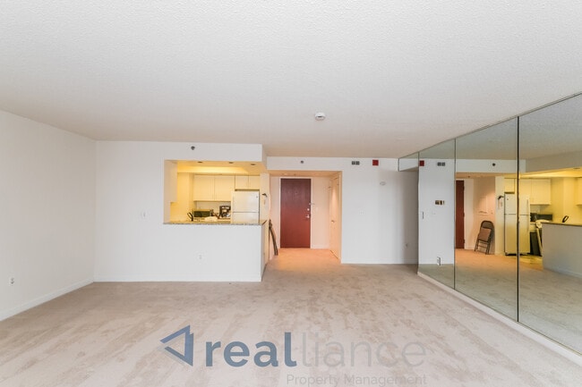 Building Photo - 1275 25th St NW