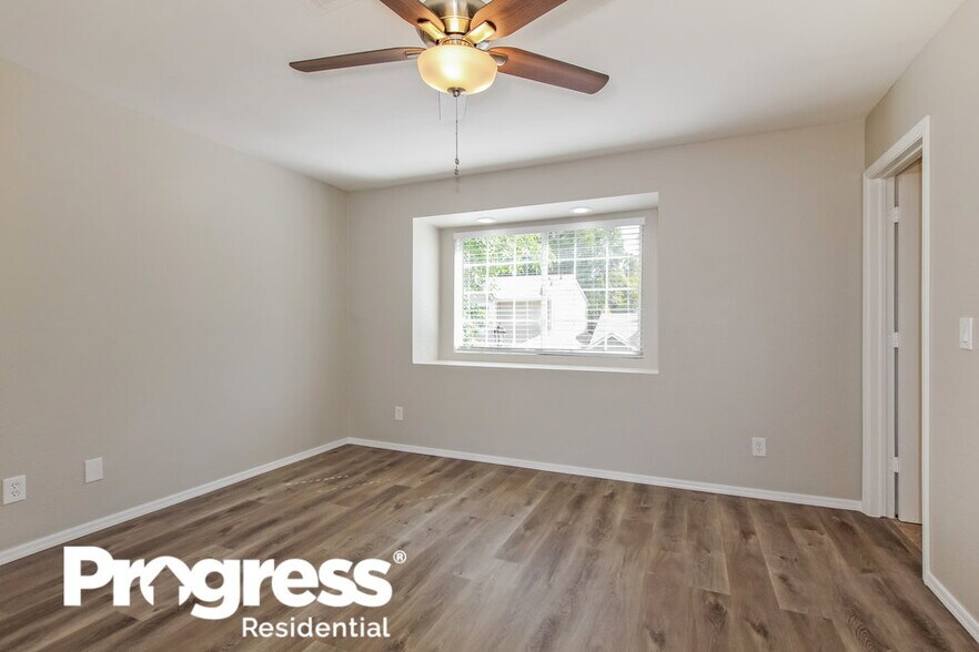 Building Photo - 3552 E Le Marche Ave