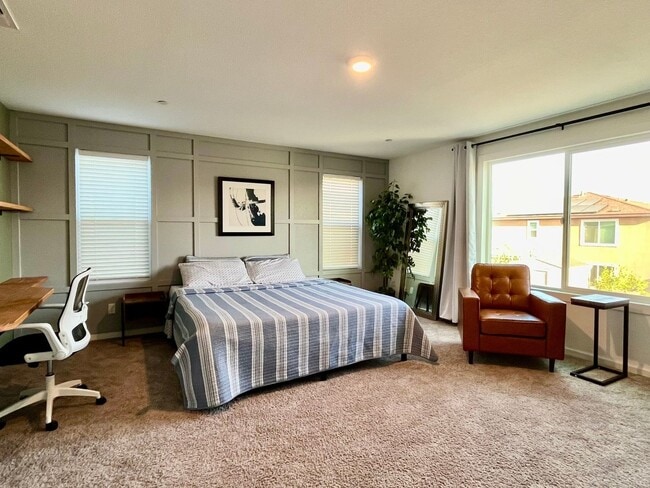 Building Photo - 4 Bedroom Single Family Home in Elk Grove