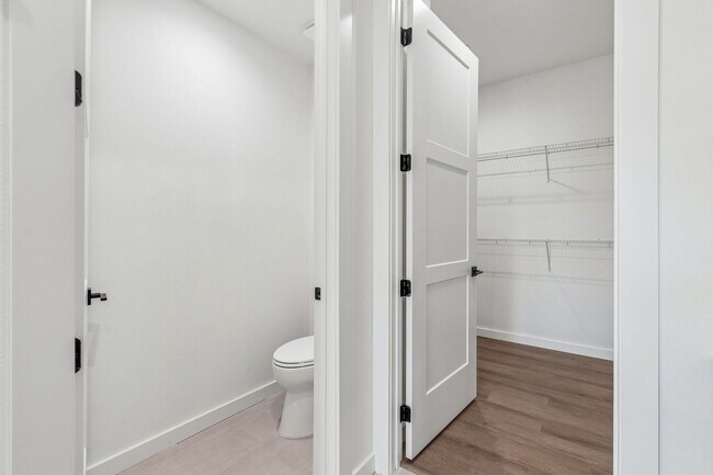 Building Photo - New Construction Townhome For Lease downtown Tampa, Ybor City, Gas Worx