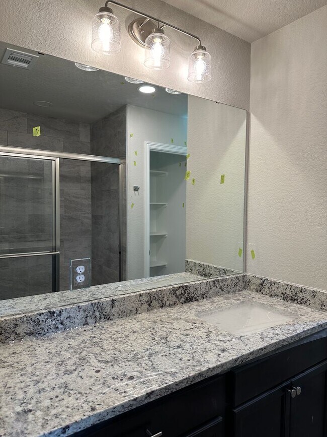 Building Photo - Navasota -Built last year -3 bedrooms / 2 bath / 2 car garage with fenced in yard.