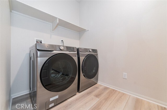Building Photo - 40277 Birchfield Dr