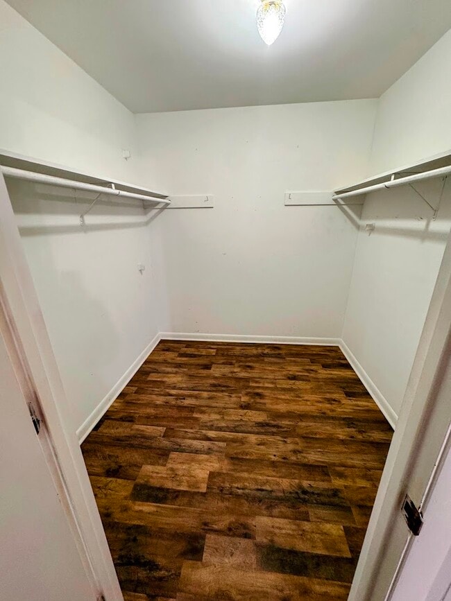 Building Photo - 11 Cooks Rd