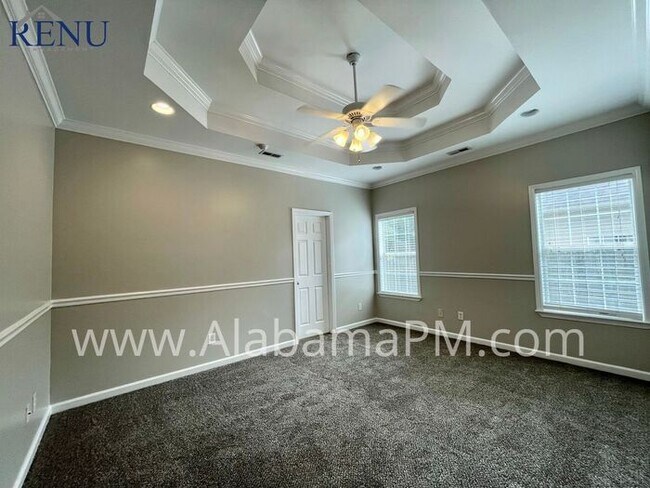Building Photo - NEW PRICE!!