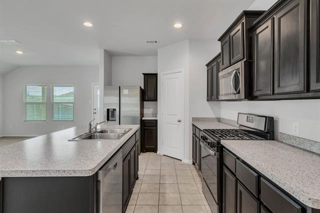 Building Photo - 16617 Porterfield Ln