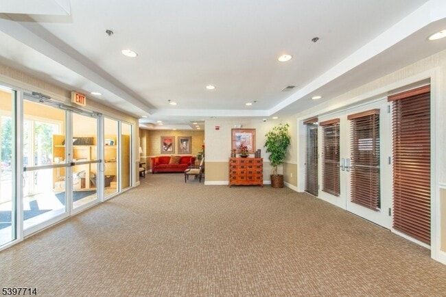 Building Photo - 3103 Peer Pl